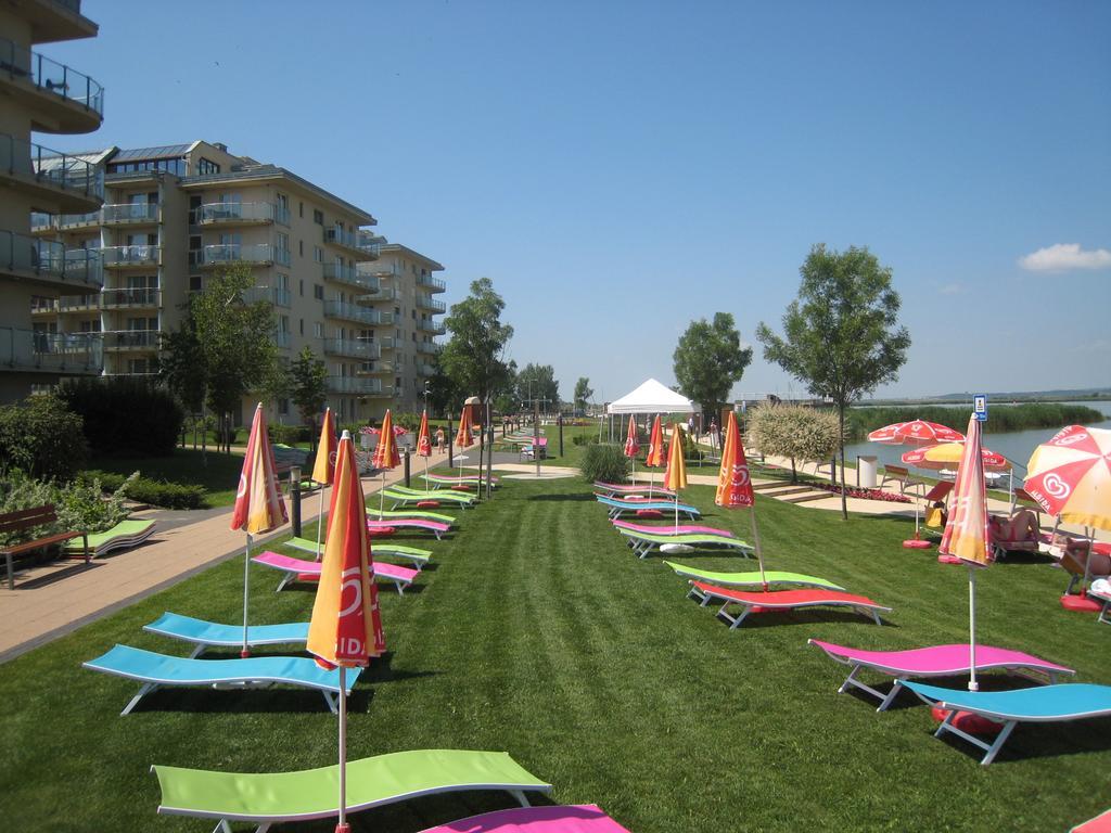 Wellness Apartments In Velence Exterior foto